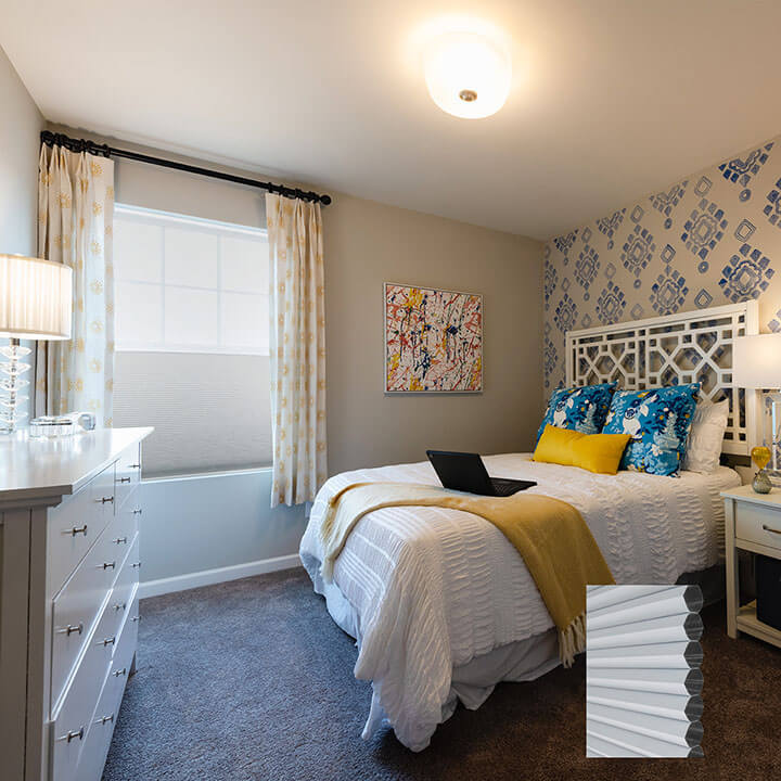 Turku 電動雙循環日夜型遮光蜂巢簾米白 (Off White)